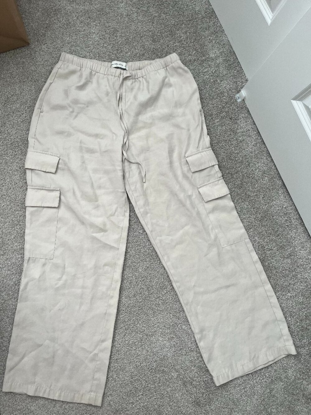 Abercrombie & Fitch Cream Wide Leg Cargo Pants